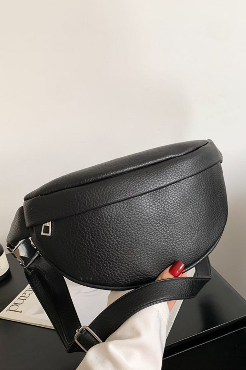 THE CARRYALL IN BLACK