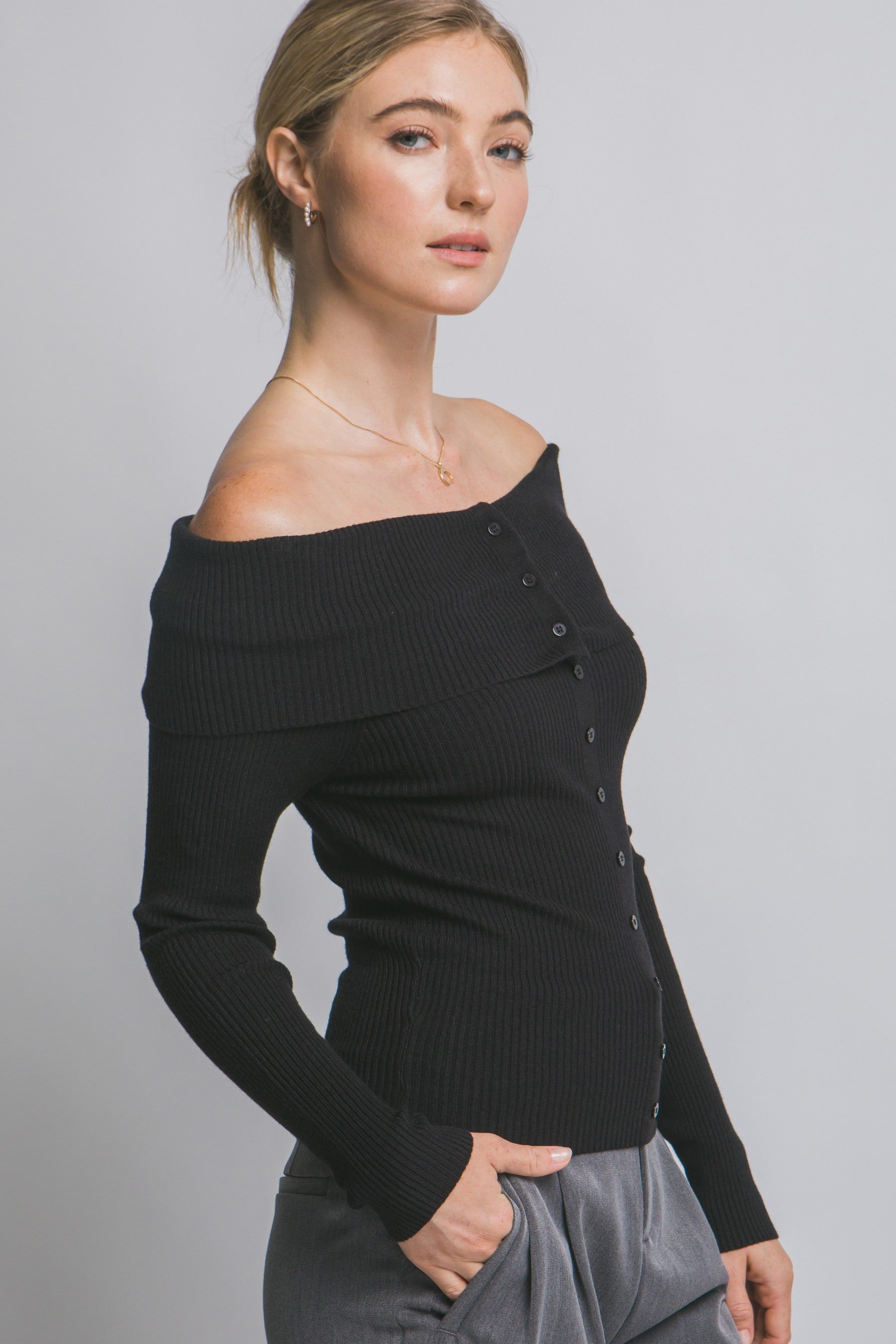 THE SHARA TOP