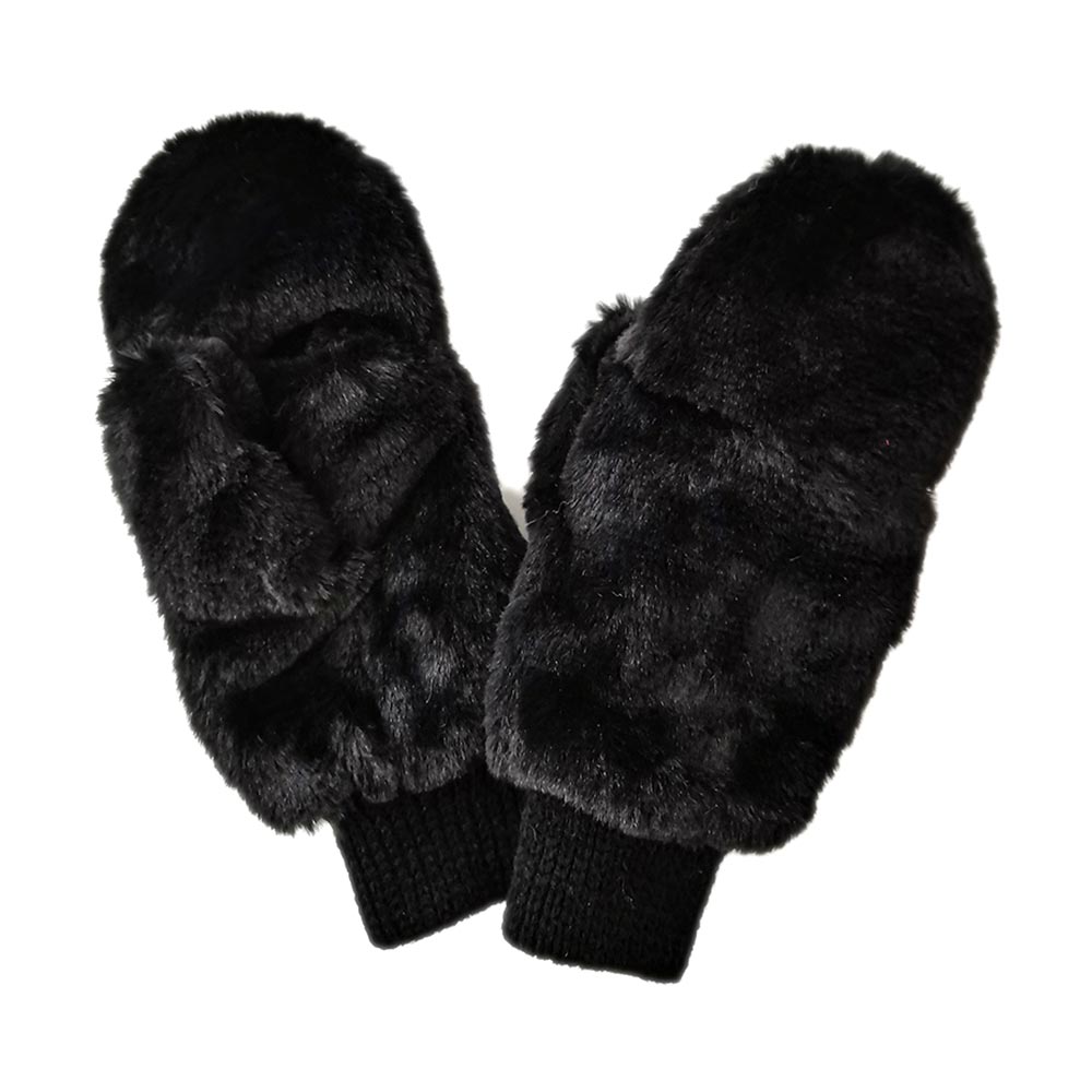 FUZZY GLOVES IN BLACK