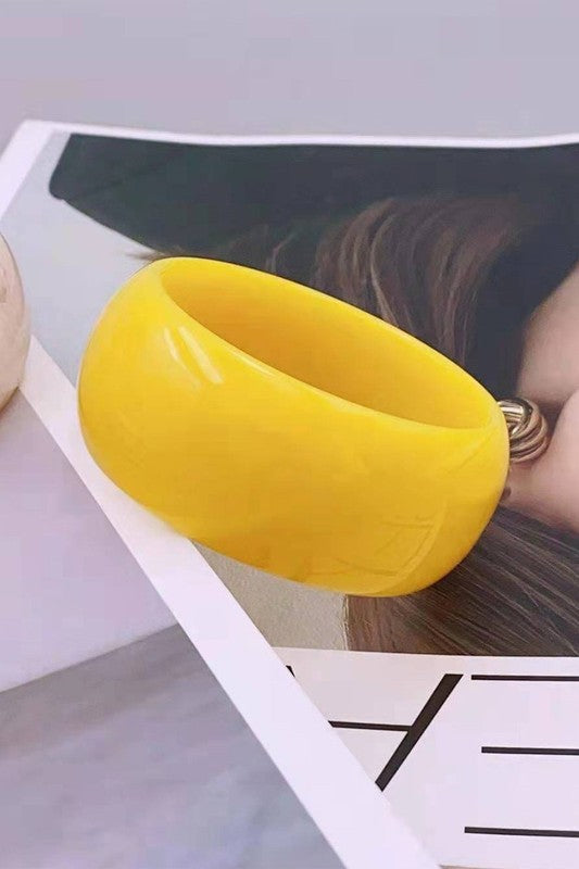 RESIN IN YELLOW